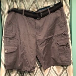 Brand New Iron Co Mens Gray Shorts Zipper  Pockets Belt Loops with Belt Size 40